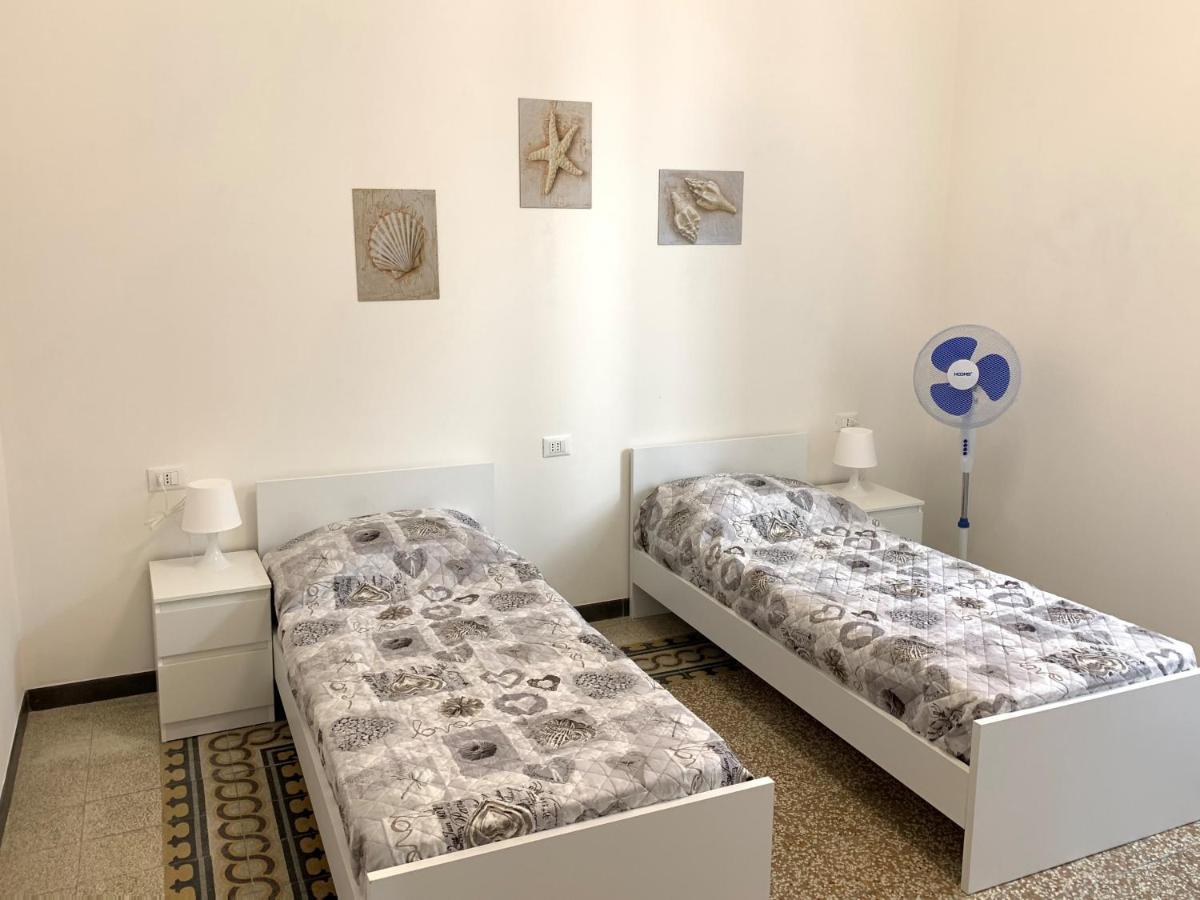 לבנטו Oliver Sulla Via Del Mare מראה חיצוני תמונה